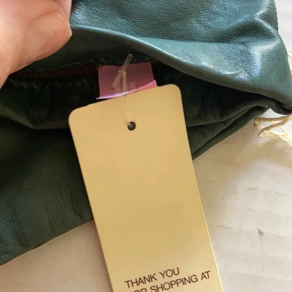 GTANDOE VTG green leather / cashmere lining gloves Sz 7 NWT